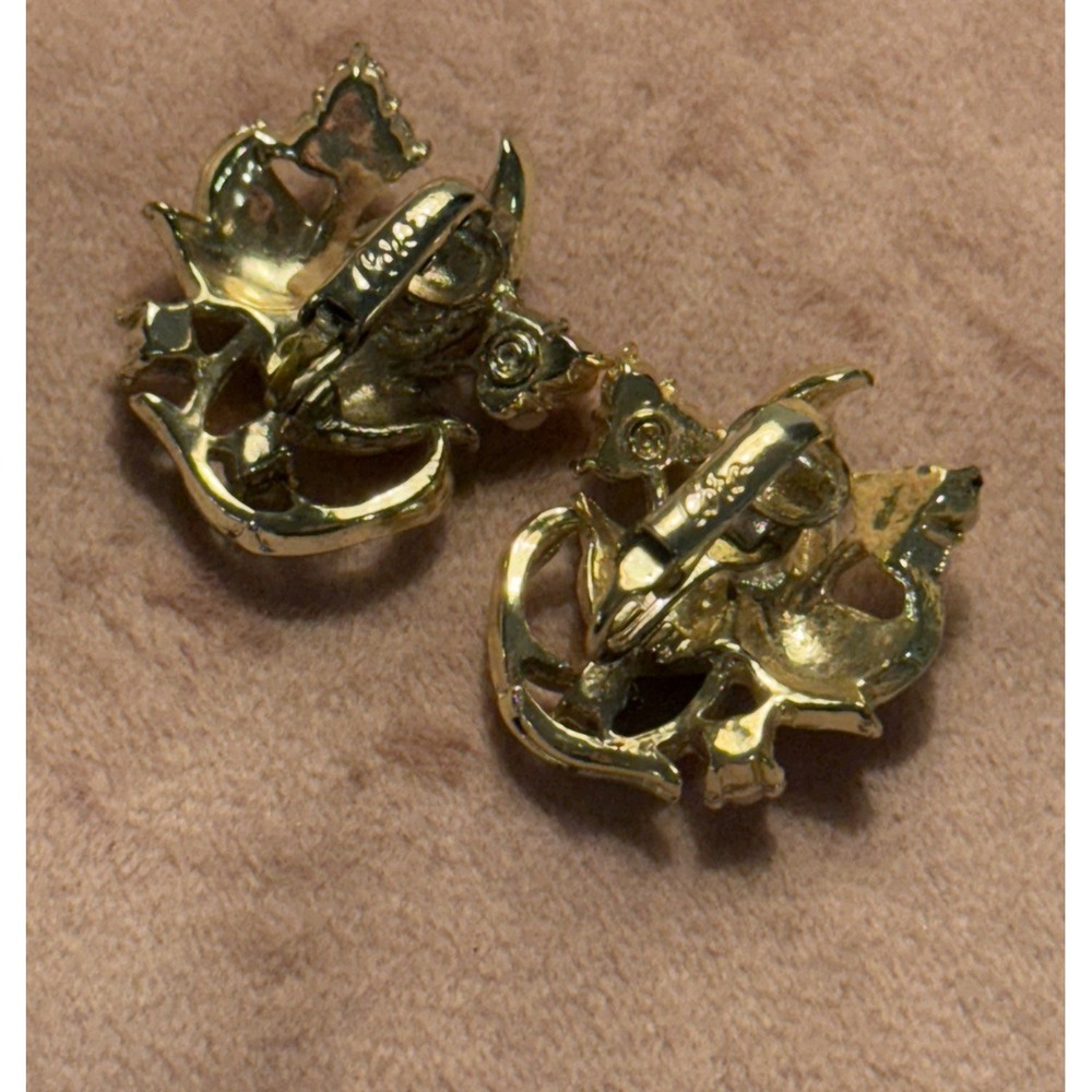 Vtg CORO signed Earrings Salmon‎ Color Leaves Floral Retro Ornate Gold Tone - Picture 3 of 5